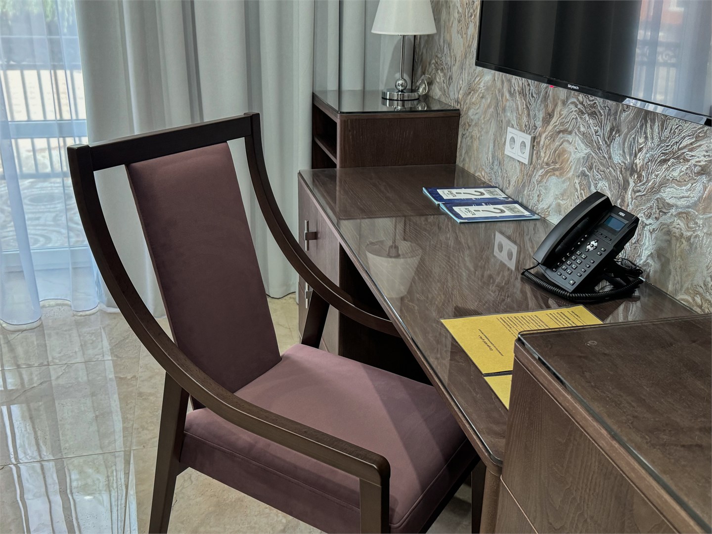 2-местный номер "Семейный", 1-спальные кровати, повышенной комфортности (Корпуса Вилла "Анатолия", Вилла "Маргарита") в Лаба