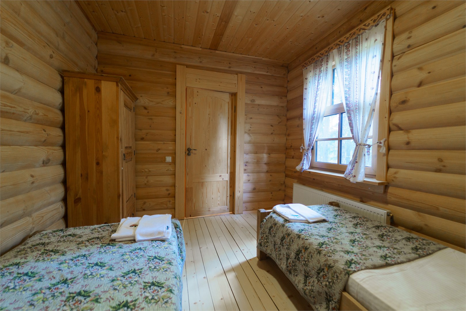 Русская деревня, одноэтажный дом с сауной в Шишки на Лампушке