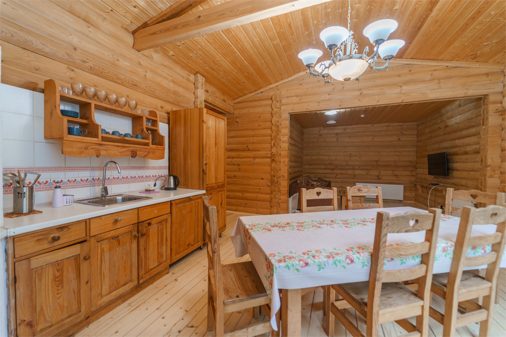 Русская деревня, одноэтажный дом с сауной в Шишки на Лампушке