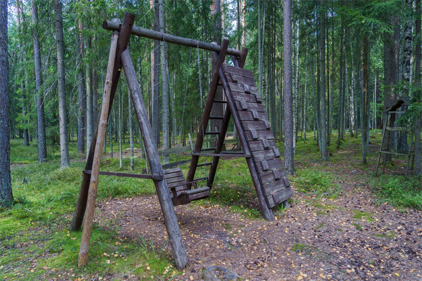 Баварский хутор, одноэтажный дом с витражом в Шишки на Лампушке