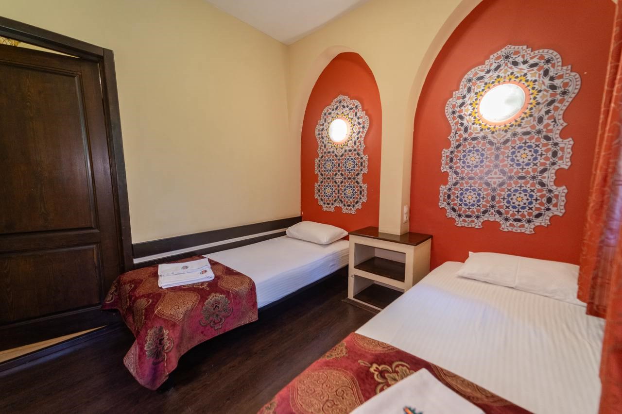 Восточная Медина одноэтажный дом (витраж) в Шишки на Лампушке