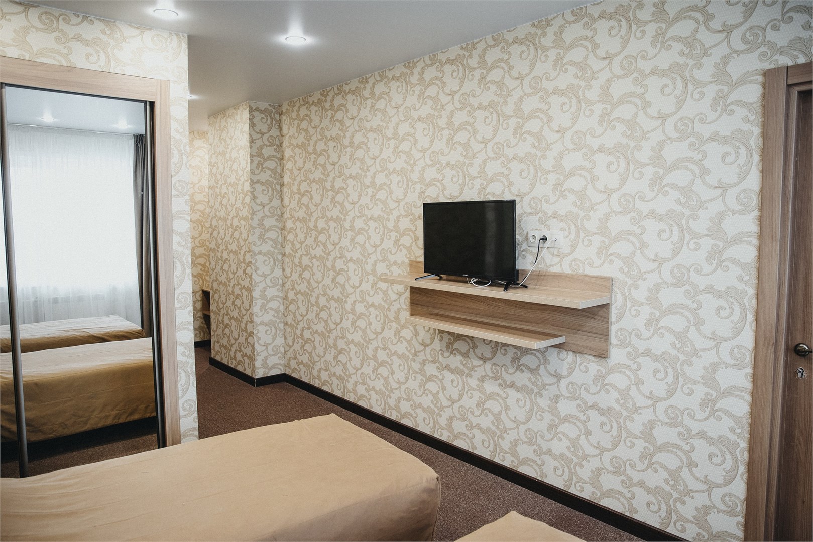 Connected Rooms в Танай