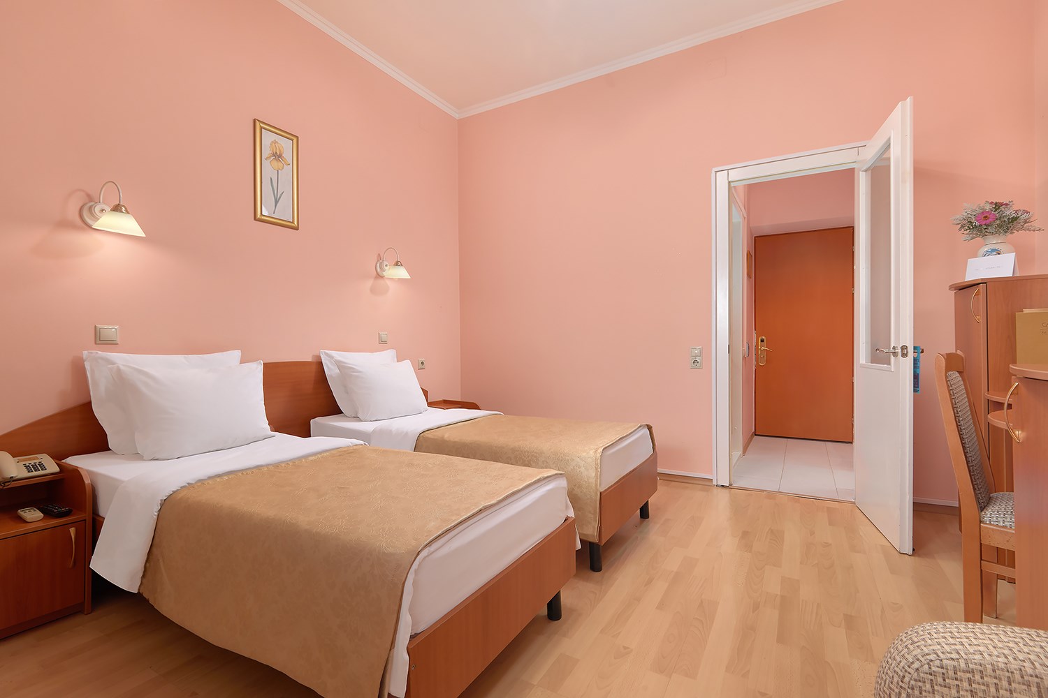 1 корпус 2-местный восточное крыло TWIN 2-4 этаж в Санаторий им. М.В. Фрунзе