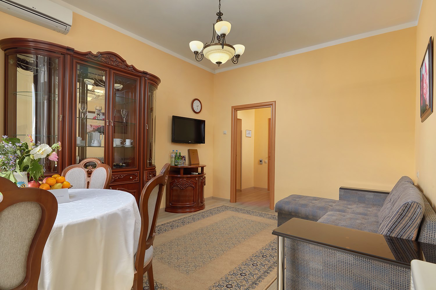 2 корпус Люкс 2-местный 2-комнатный центр 5-9 этаж в Санаторий им. М.В. Фрунзе