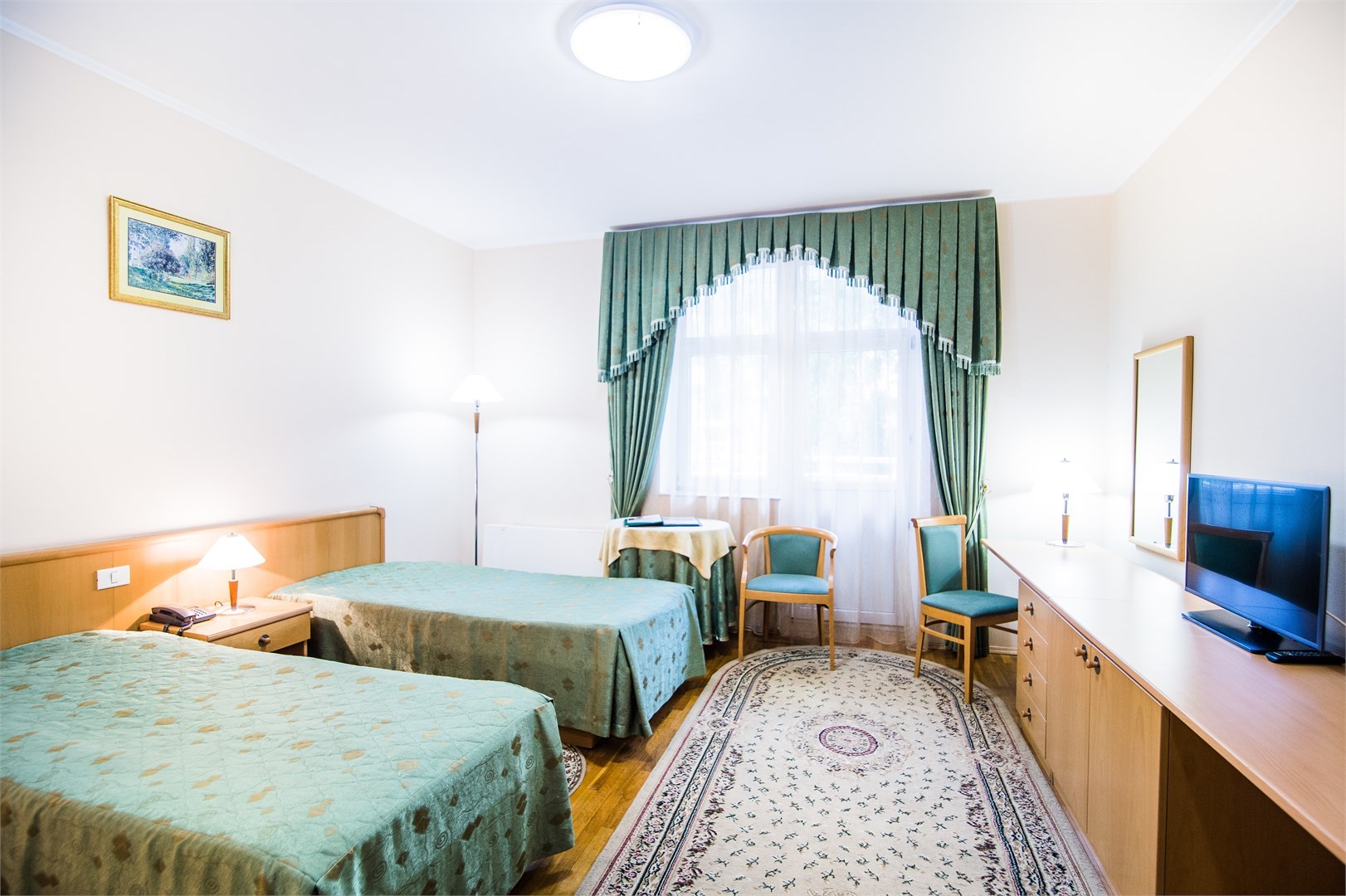 Стандарт DBL/TWIN 2-местный с балконом в Azimut Здоровье Долина Нарзанов Кисловодск