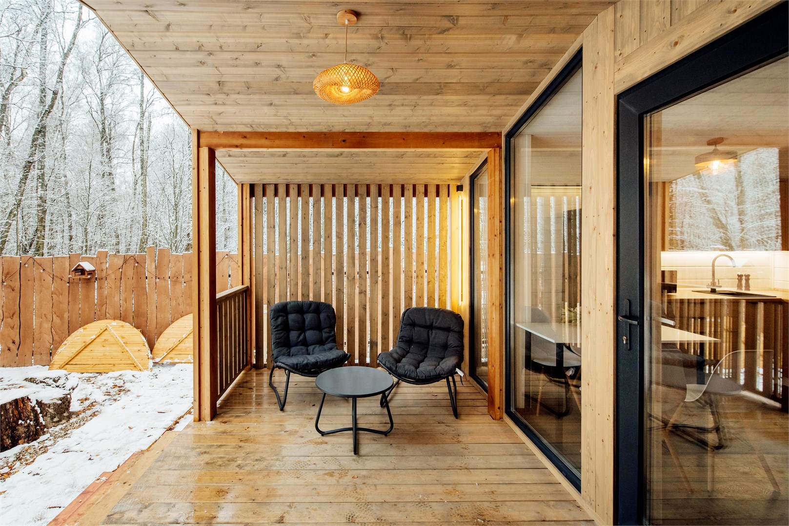 Дом в лесу 30 кв.м. с террасой в Bazabanya