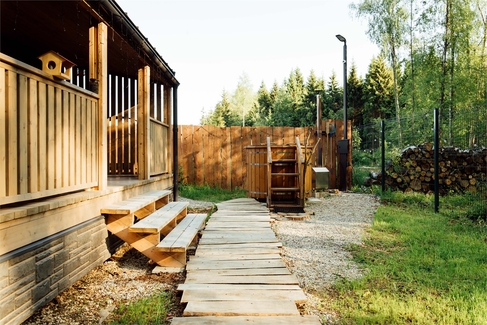 Дом в лесу 15 кв.м. с террасой в Bazabanya