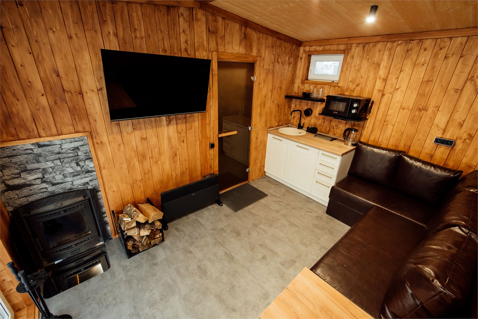 Дом с русской баней на дровах в Bazabanya