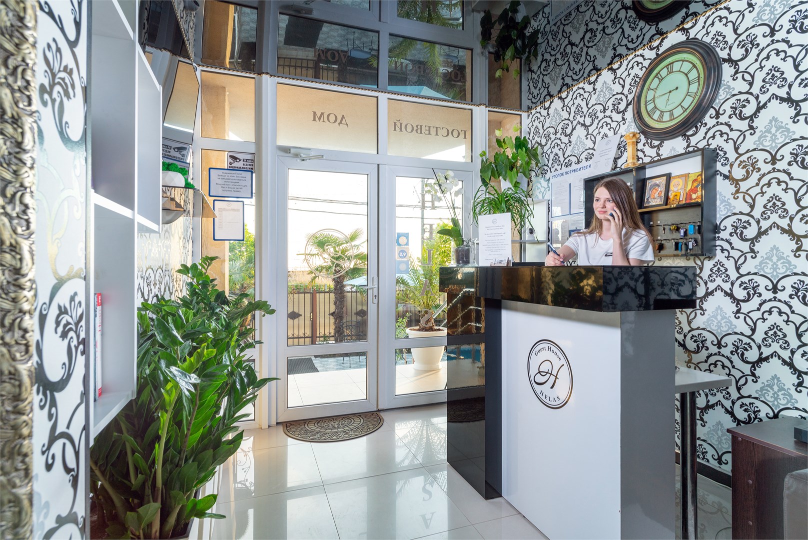 Делюкс без балкона  (4-х местны) в Helas