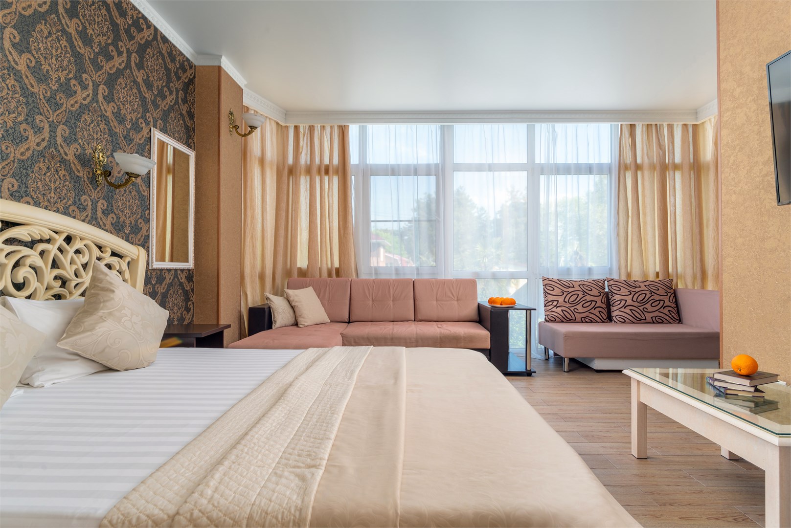 Люкс без балкона в Helas