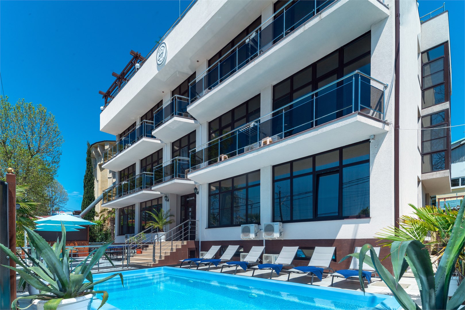 Люкс без балкона в Helas