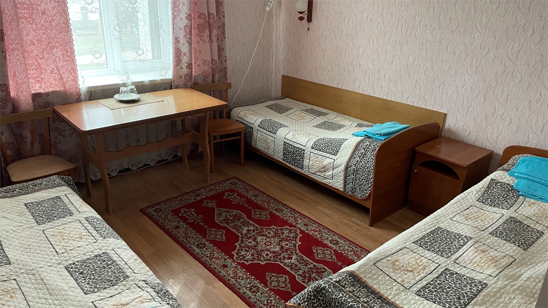 Трехместный номер в Тихорецк