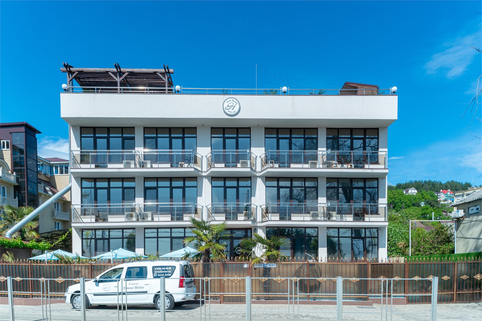 Делюкс с видом на террасу в Helas