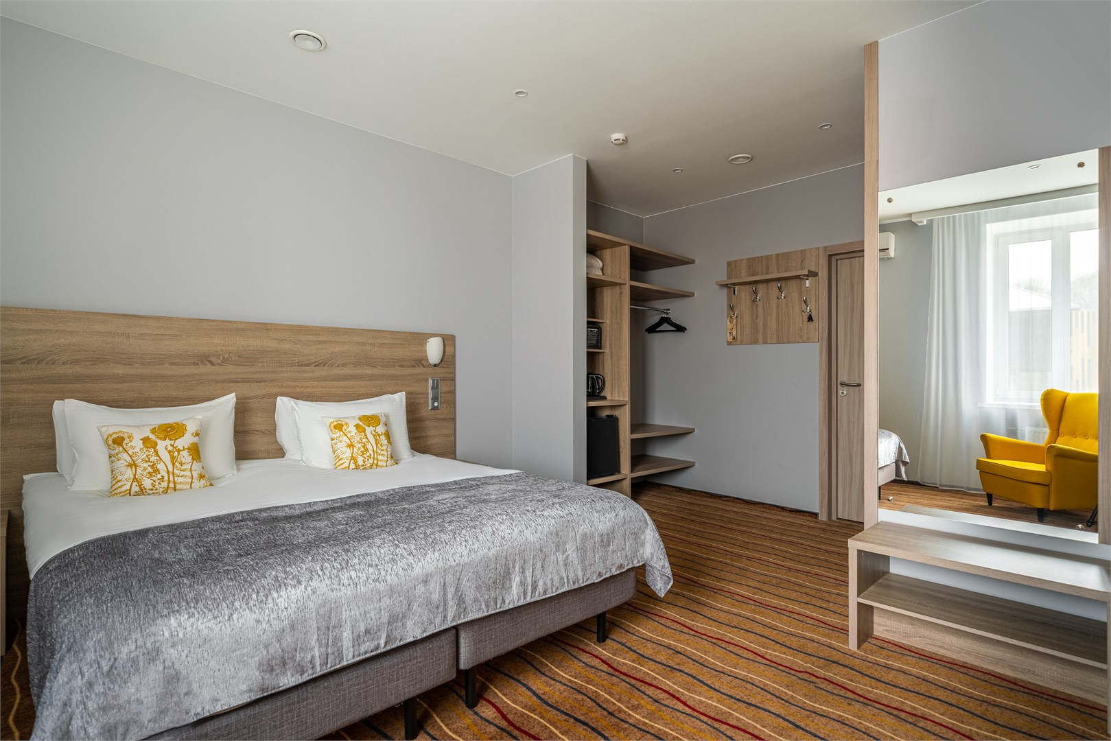 Улучшенный в Voyage