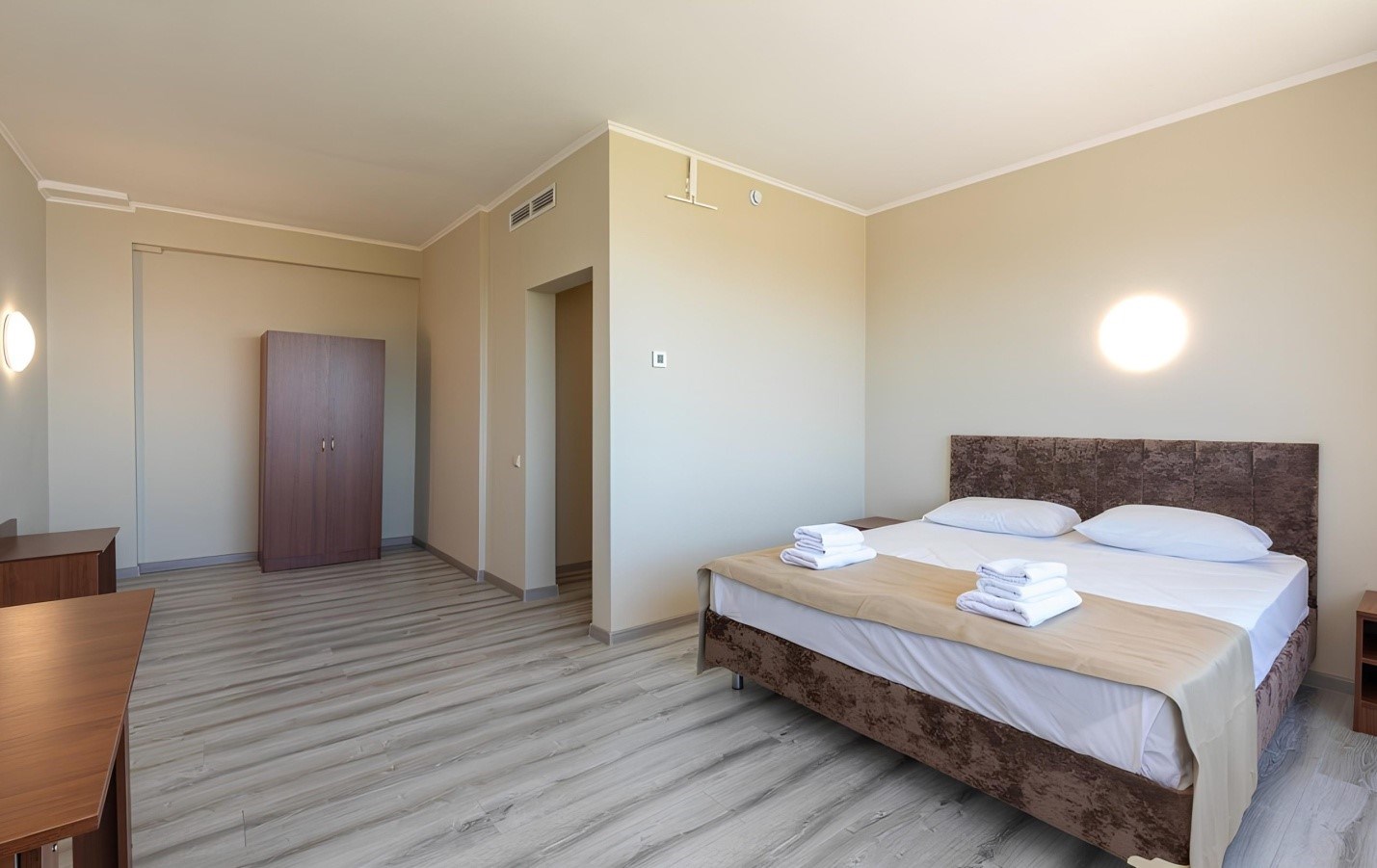 Комфорт без балкона  (2х местный однокомнатный) в Черноморская жемчужина