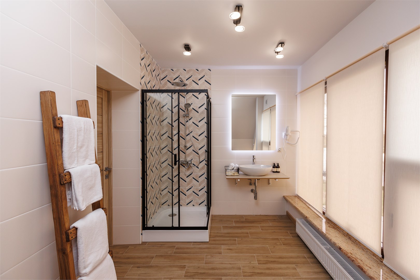 Семейный номер с ванной с видом на озеро в Шесть Озер