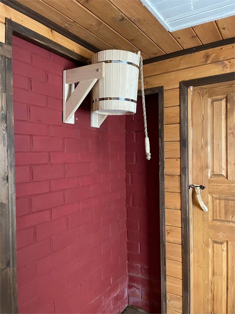 Большой дом целиком в Времена года