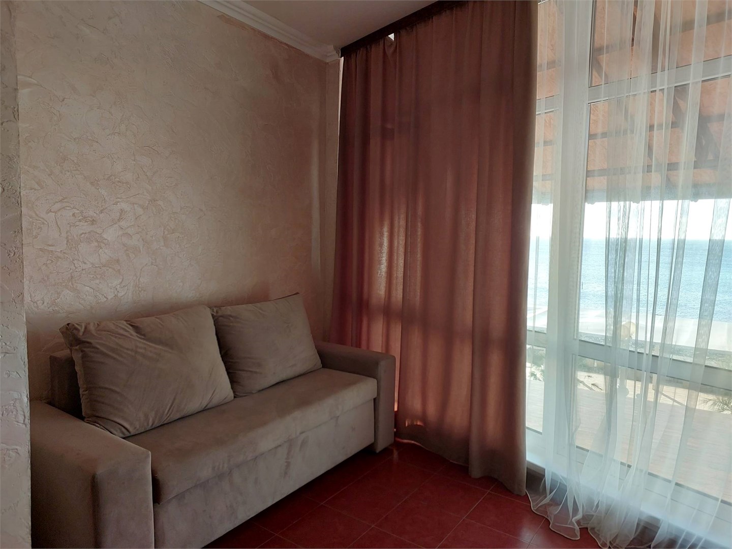 Семейный с кухней  (витраж на море) в Дом рыбака