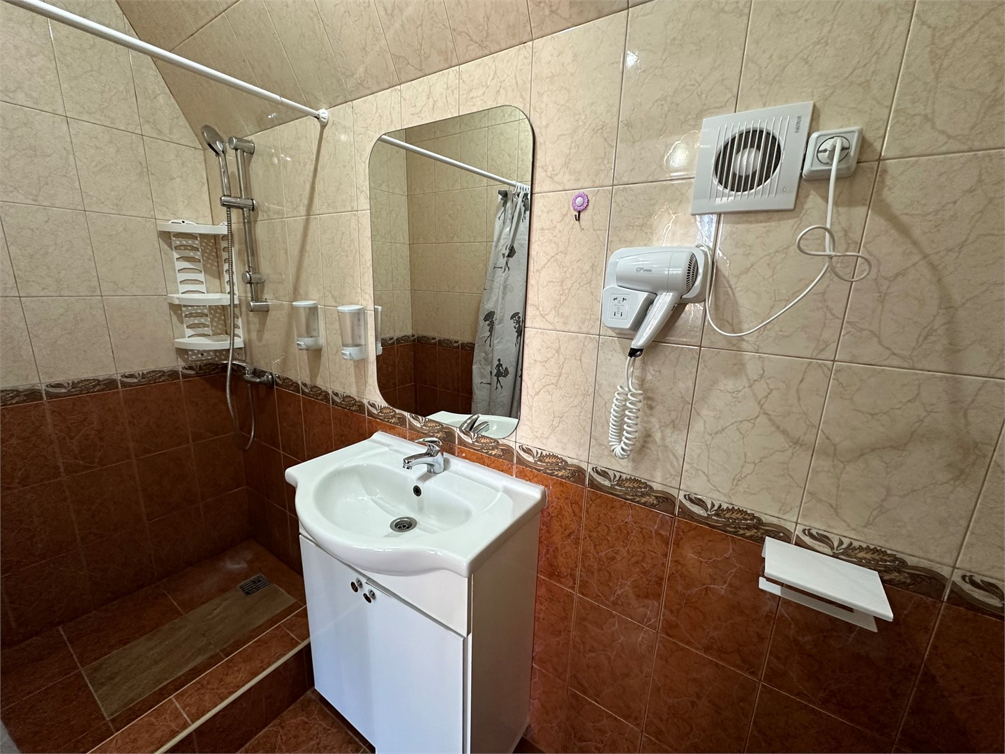 Двухкомнатный Четырехместный Комфорт в Михаил