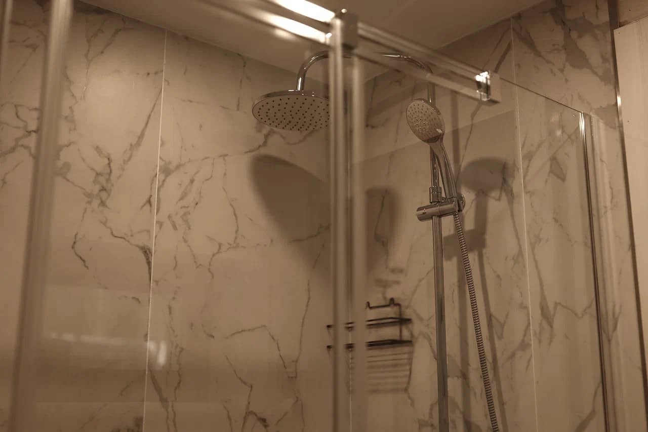 А-фрейм на берегу моря в Море