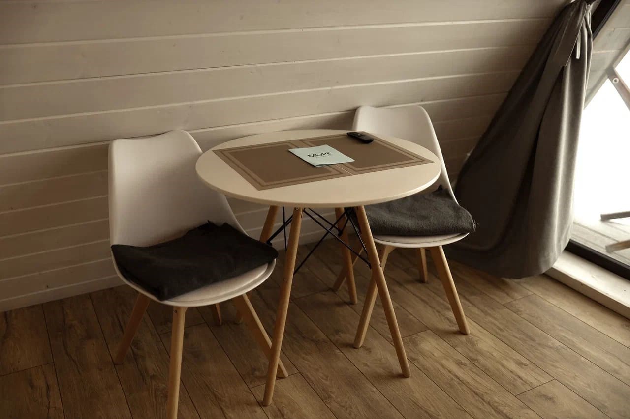 А-фрейм на берегу моря в Море