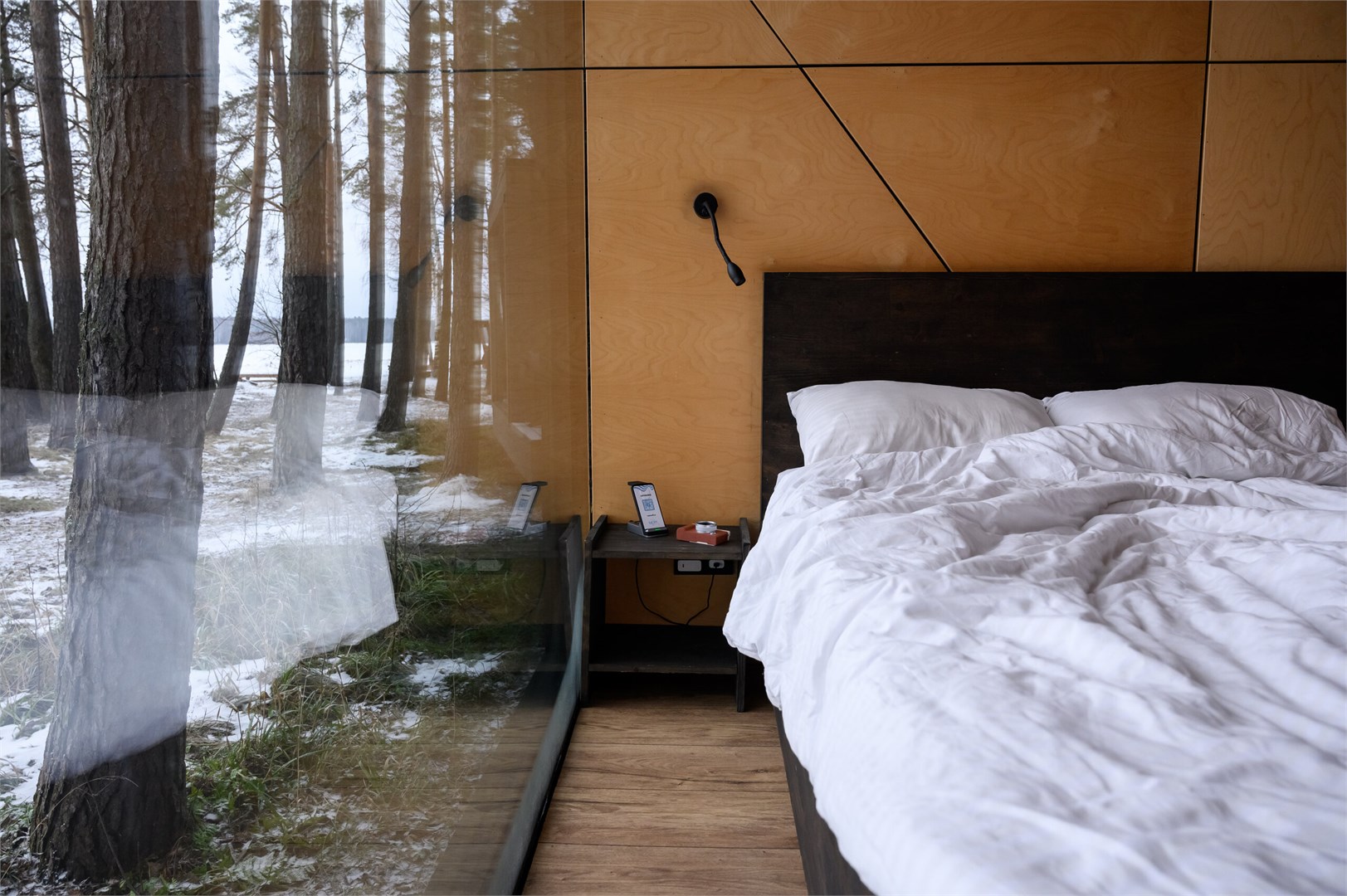 Панорамный дом на берегу в Море