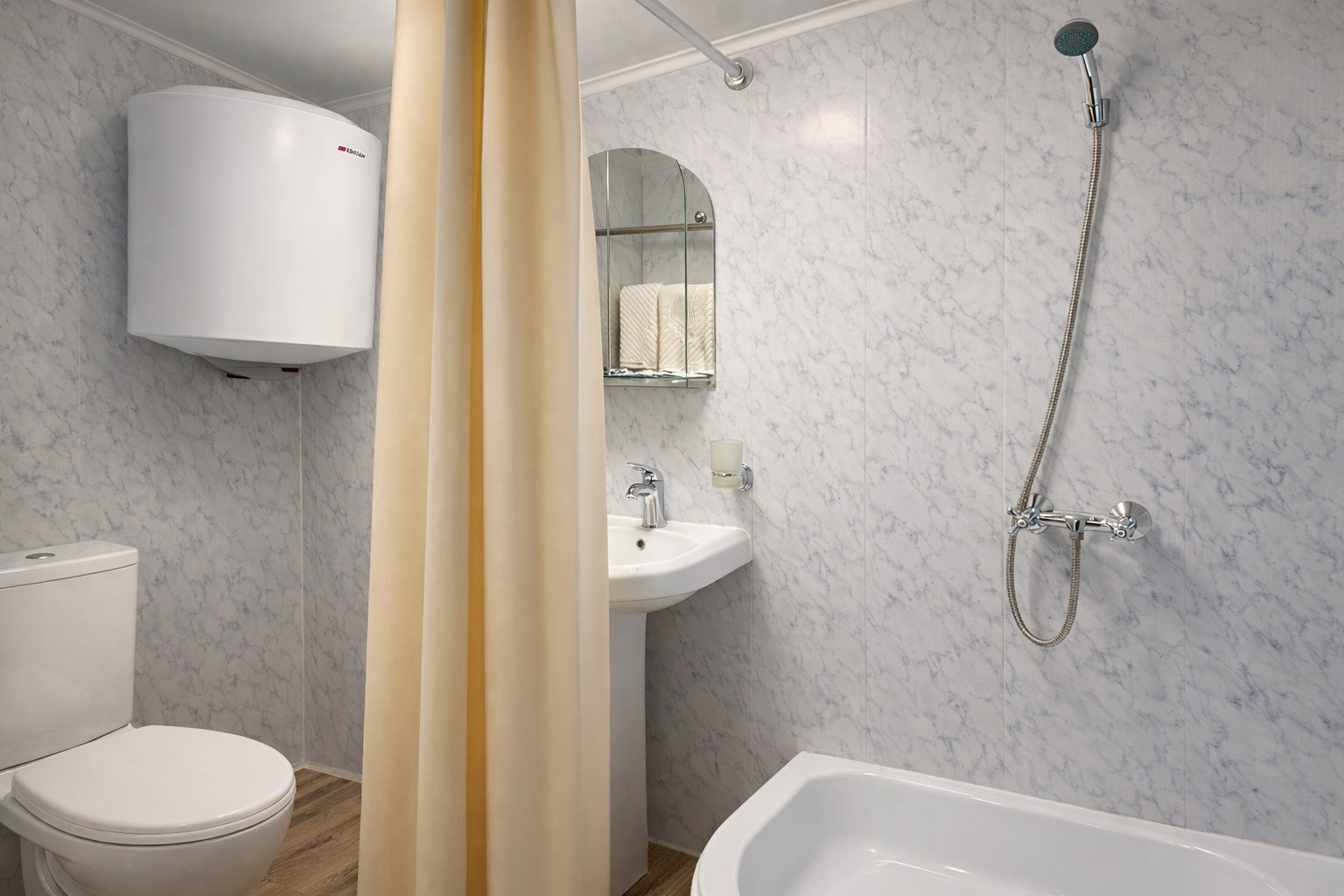 Застава: Дом Рыбака 4 комн коттедж в Застава