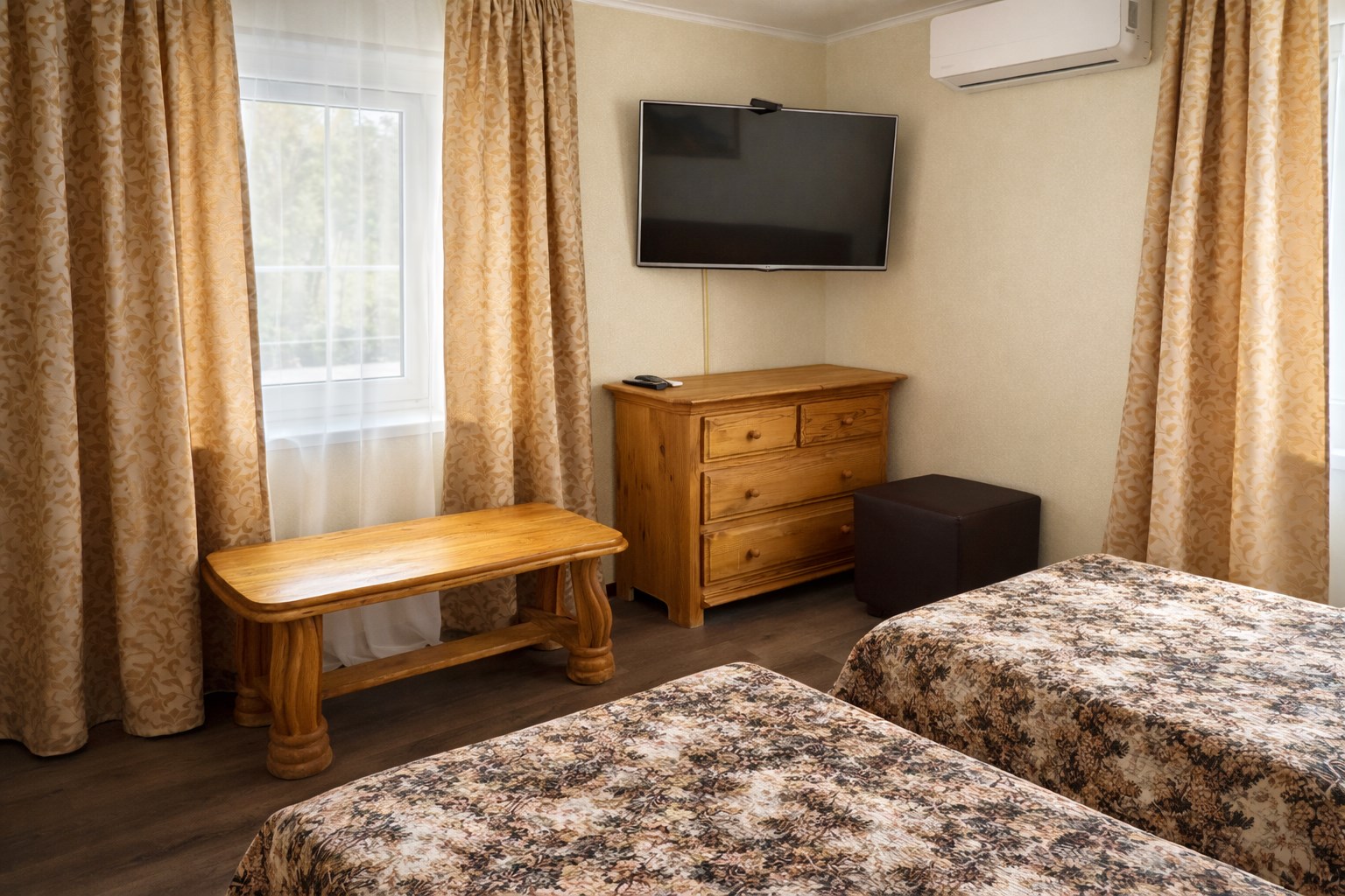 Застава: Дом Рыбака 4 комн коттедж в Застава