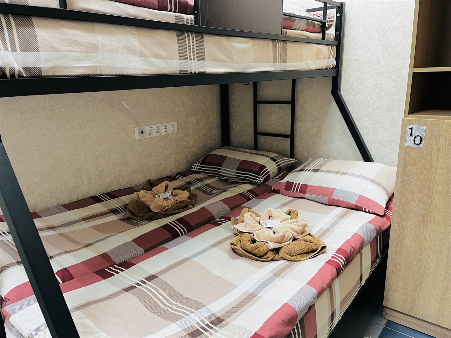 №1 (3х-МЕСТНЫЙ СЕМЕЙНЫЙ ЭКОНОМ) в Темпер прайд