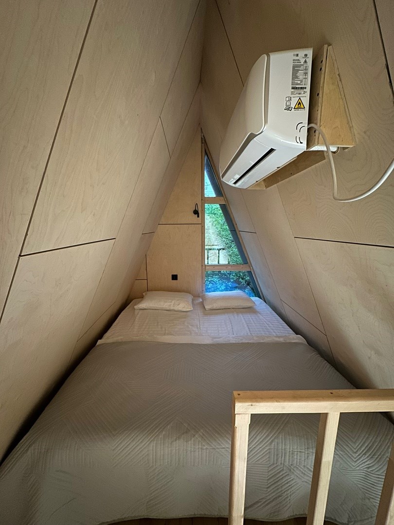 A FRAME 1 в Кобан СПА