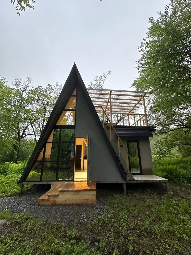 A FRAME 1 в Кобан СПА