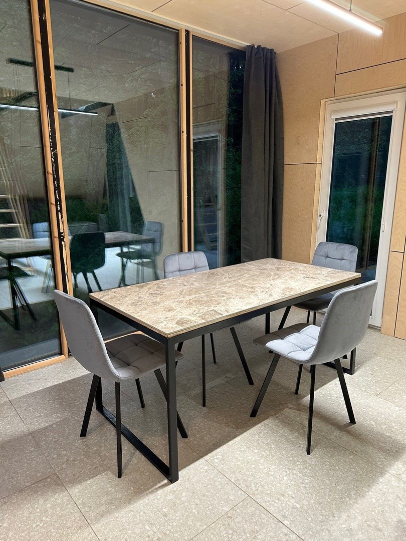 A FRAME 1 в Кобан СПА