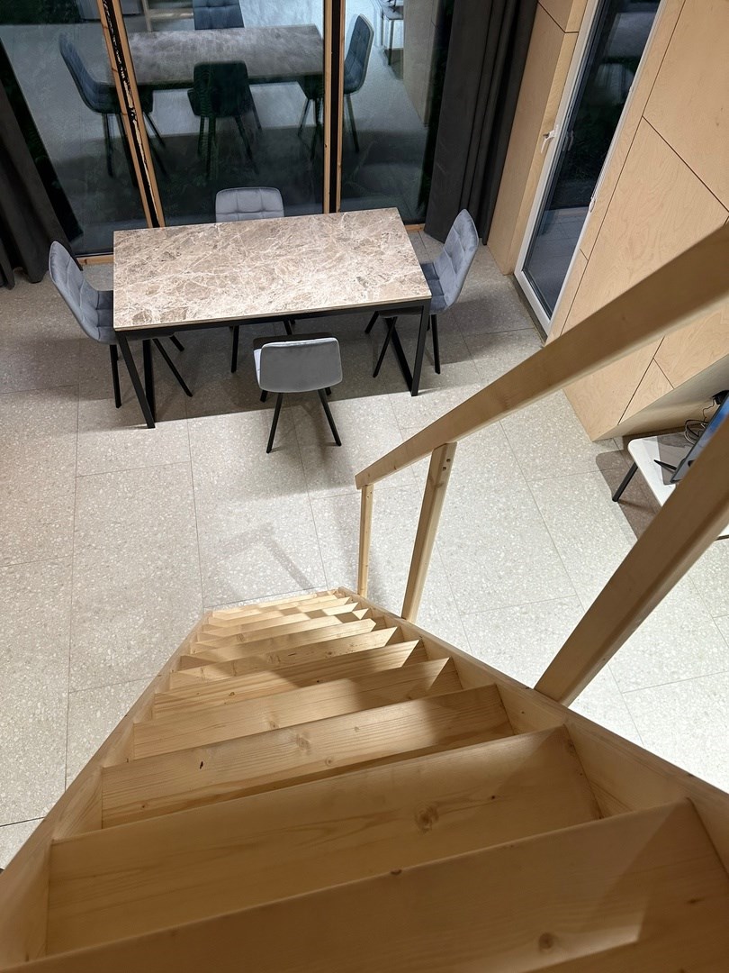 A FRAME 1 в Кобан СПА