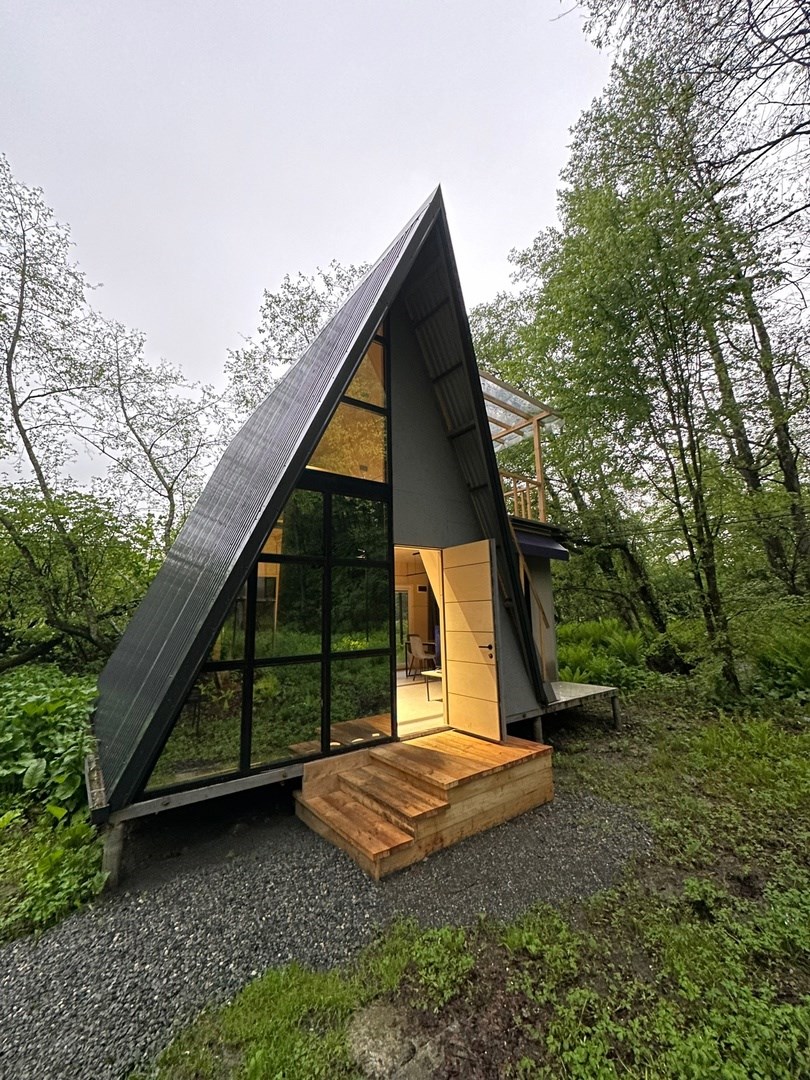 A FRAME 1 в Кобан СПА