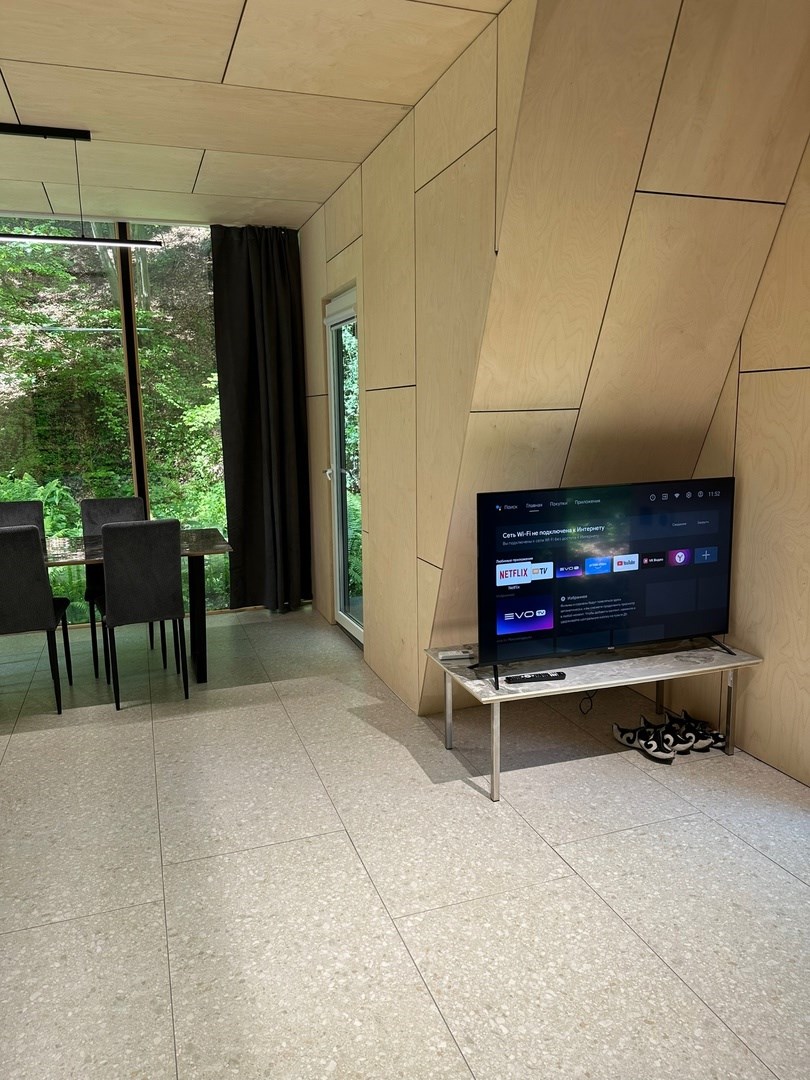 A FRAME 5 в Кобан СПА