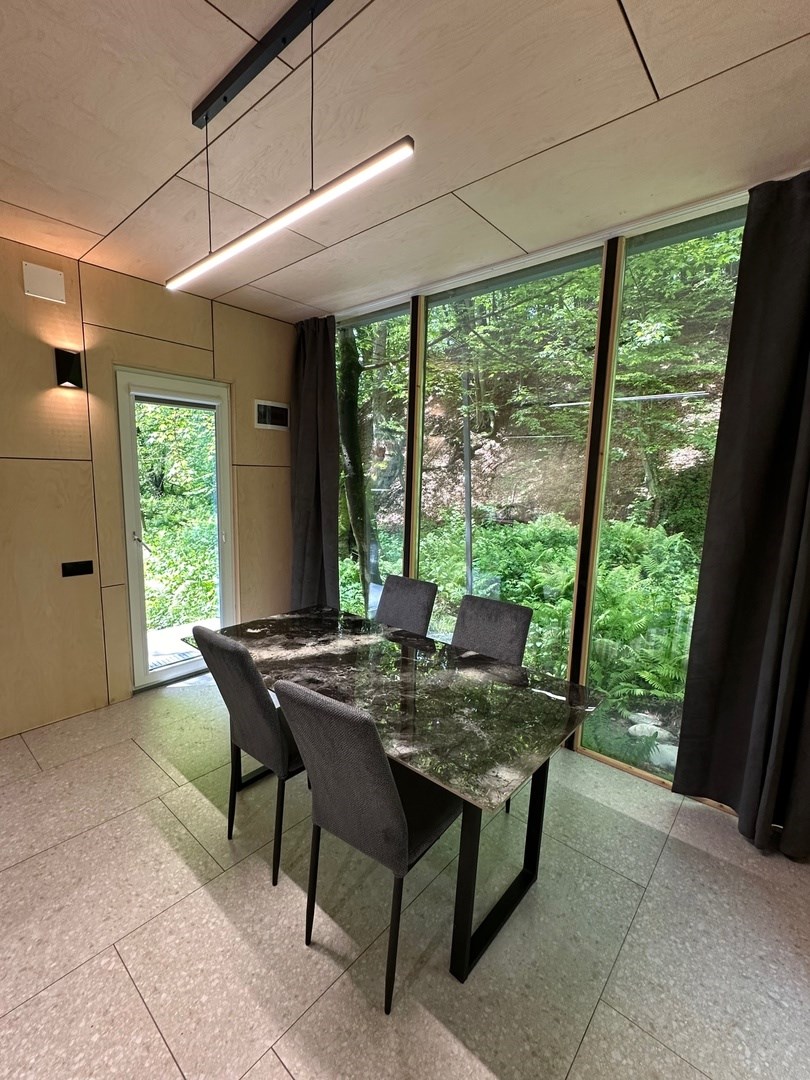 A FRAME 5 в Кобан СПА