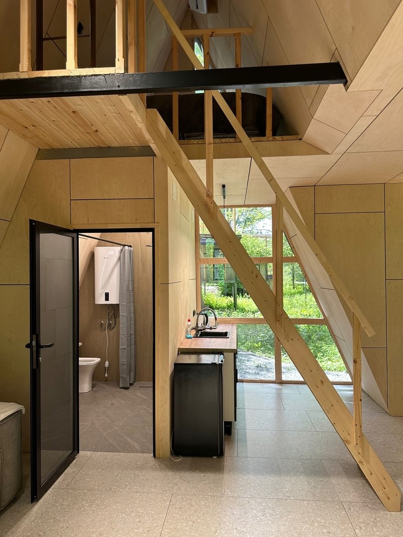 A FRAME 5 в Кобан СПА