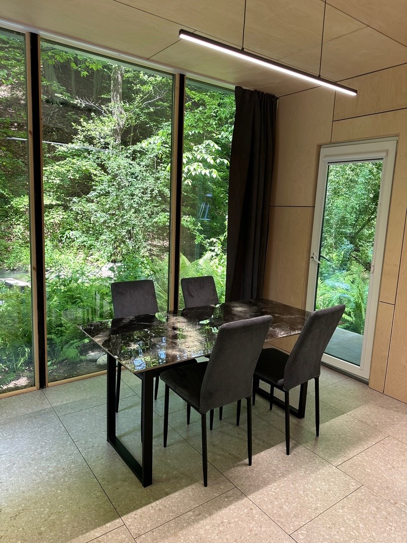 A FRAME 5 в Кобан СПА