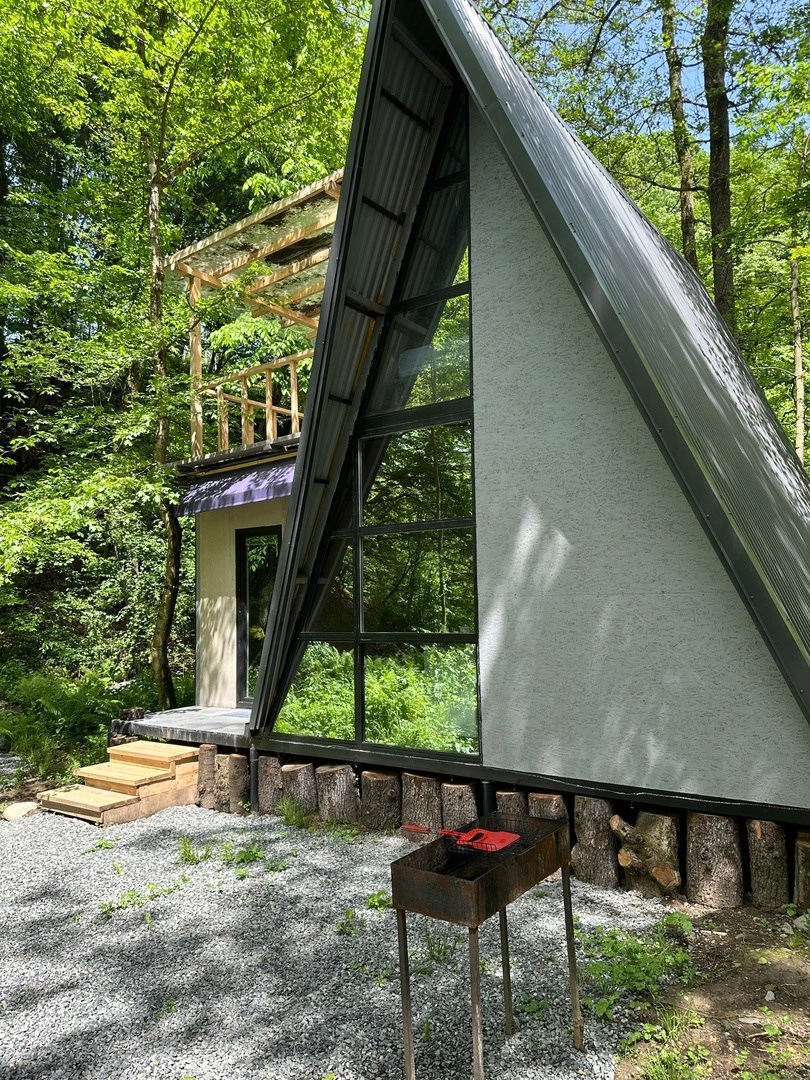 A FRAME 5 в Кобан СПА