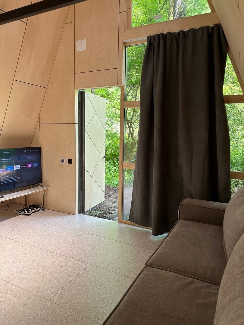 A FRAME 5 в Кобан СПА