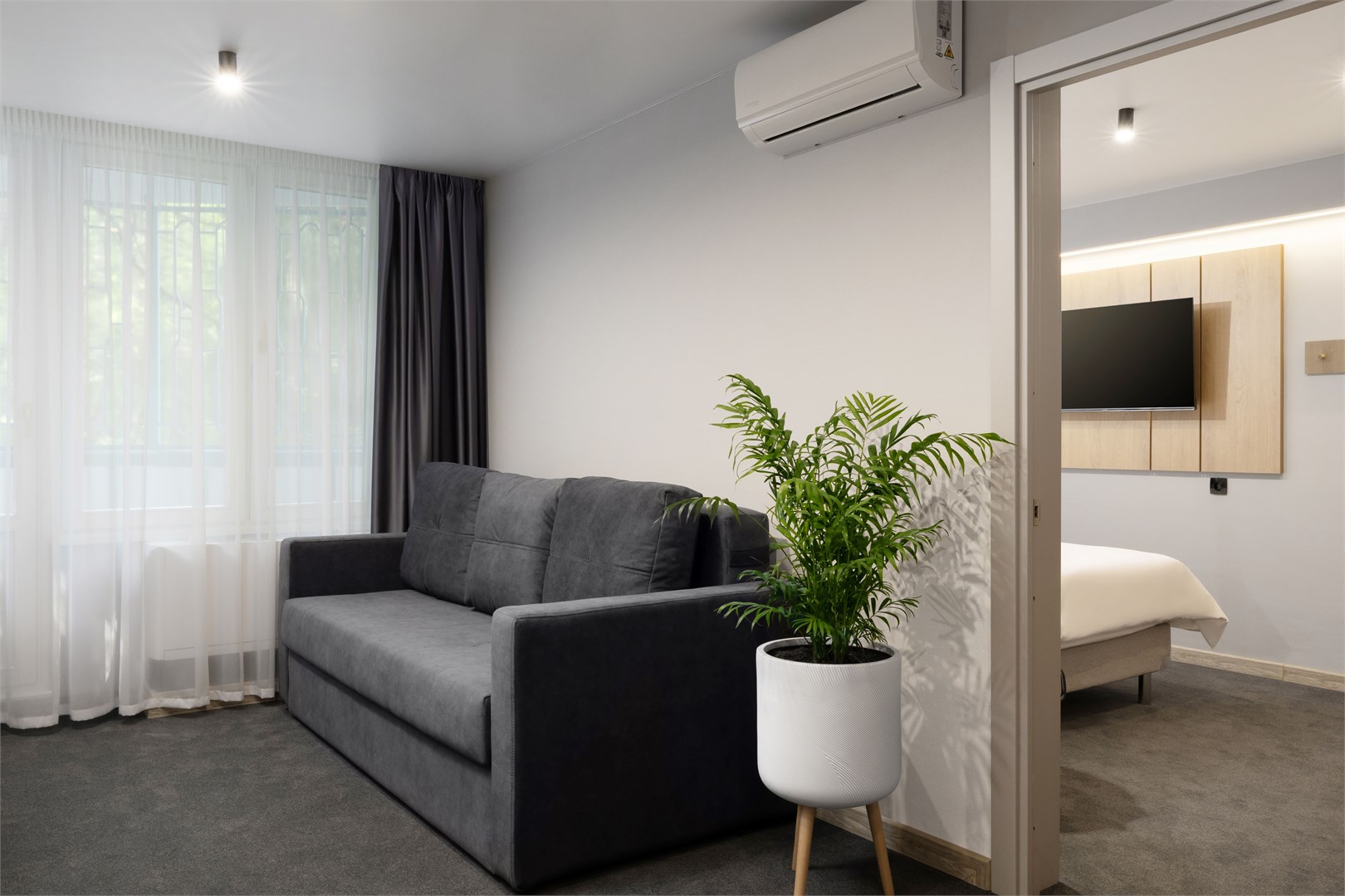 Люкс семейный 2-комнатный в Azimut Здоровье Ивушка