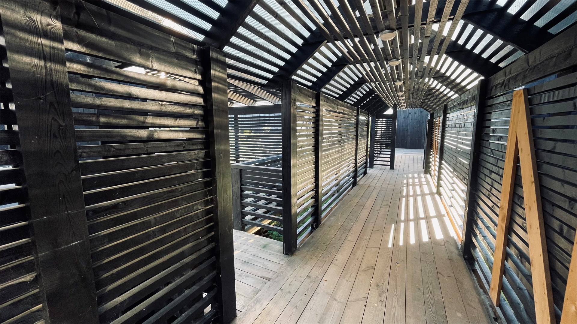 Великие российские учёные (барнхаусы с видом на Волгу) в Резиденция Товарищества Братьев Нобель