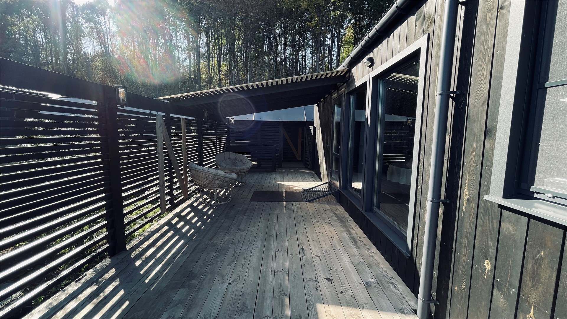 Великие российские учёные (барнхаусы с видом на Волгу) в Резиденция Товарищества Братьев Нобель