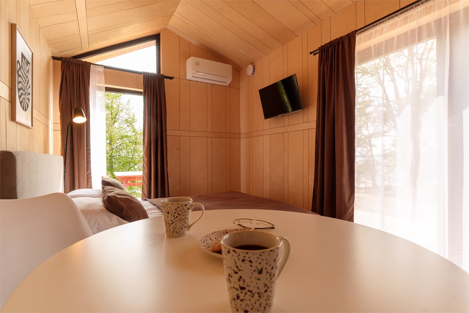 Двухместный Барнхаус на берегу озера в ЭкоPort на Отрадном