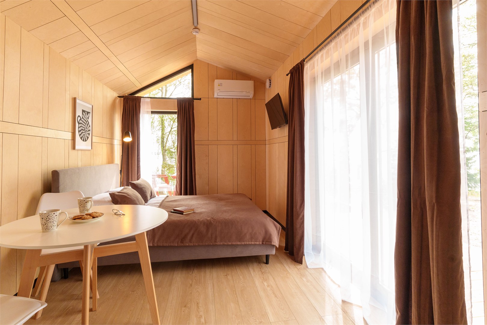 Двухместный Барнхаус на берегу озера в ЭкоPort на Отрадном