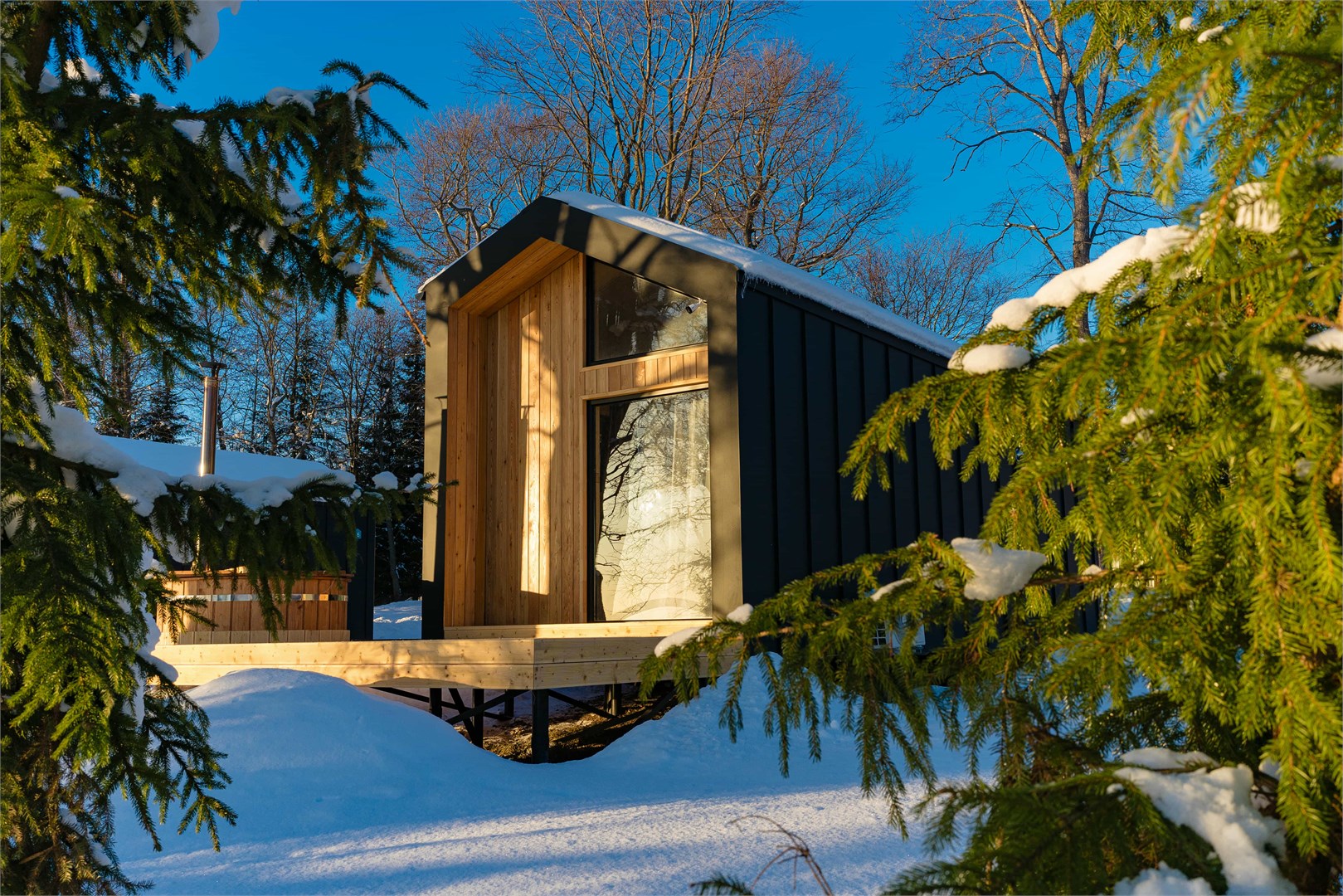 Двухместный Барнхаус на берегу озера в ЭкоPort на Отрадном