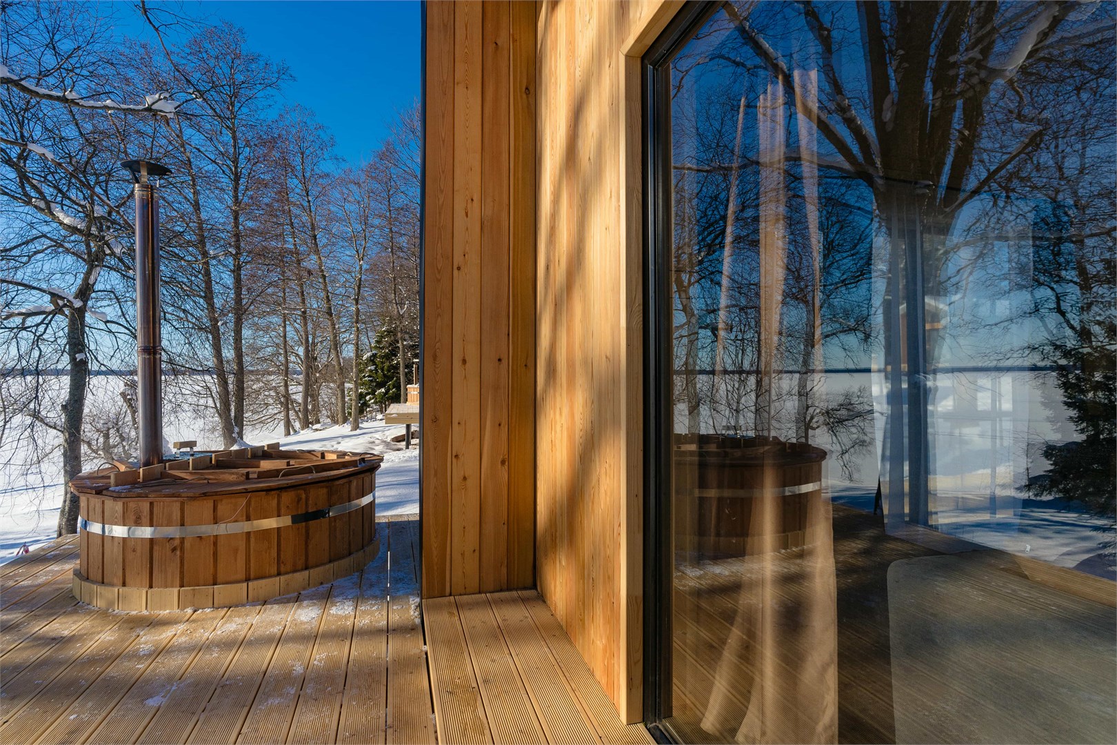 Двухместный Барнхаус на берегу озера в ЭкоPort на Отрадном