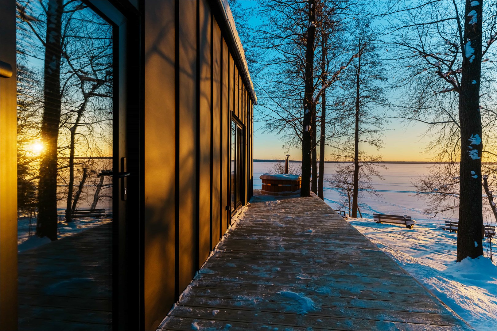 Двухместный Барнхаус на берегу озера в ЭкоPort на Отрадном