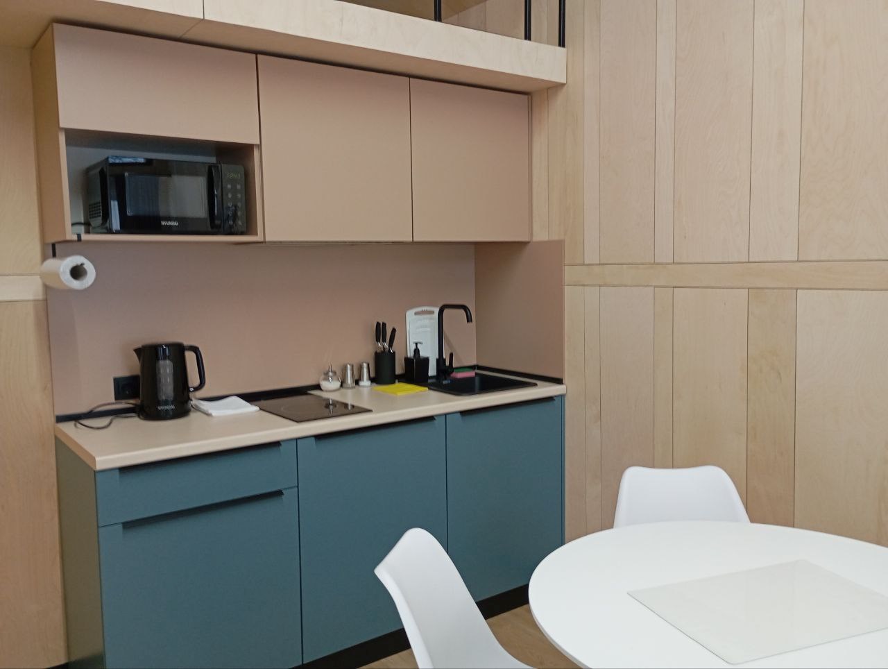 Четырёхместный Барнхаус с видом на озеро в ЭкоPort на Отрадном