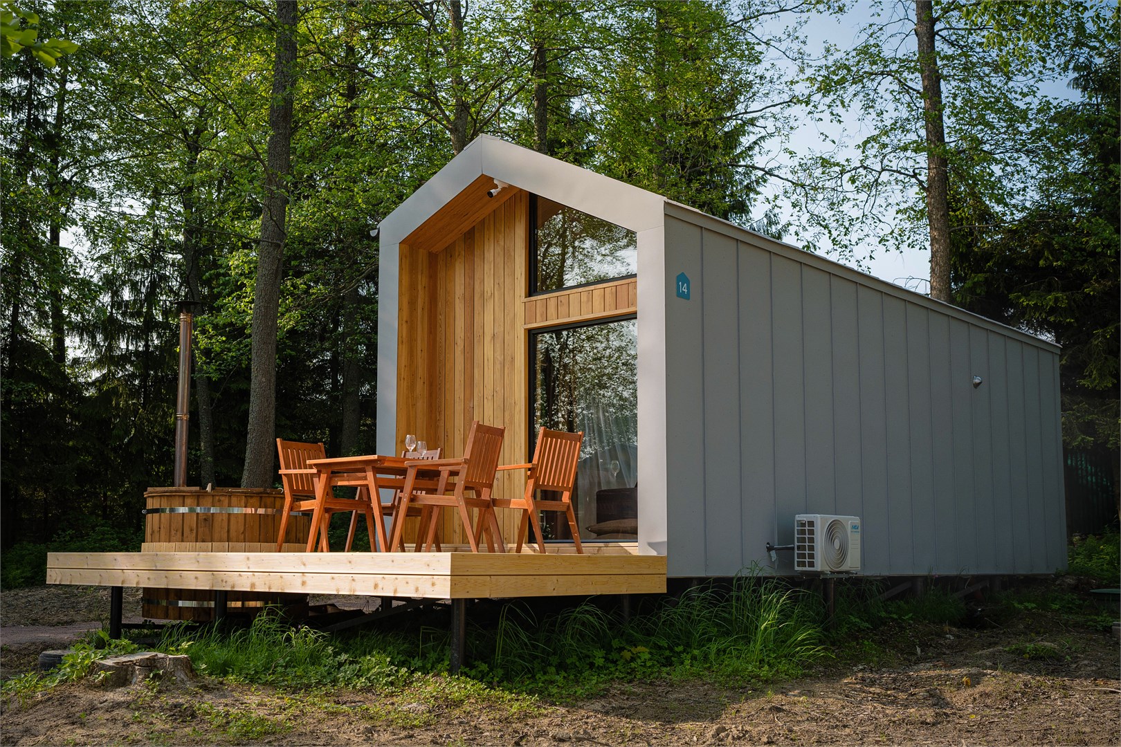 Четырёхместный Барнхаус с видом на озеро в ЭкоPort на Отрадном